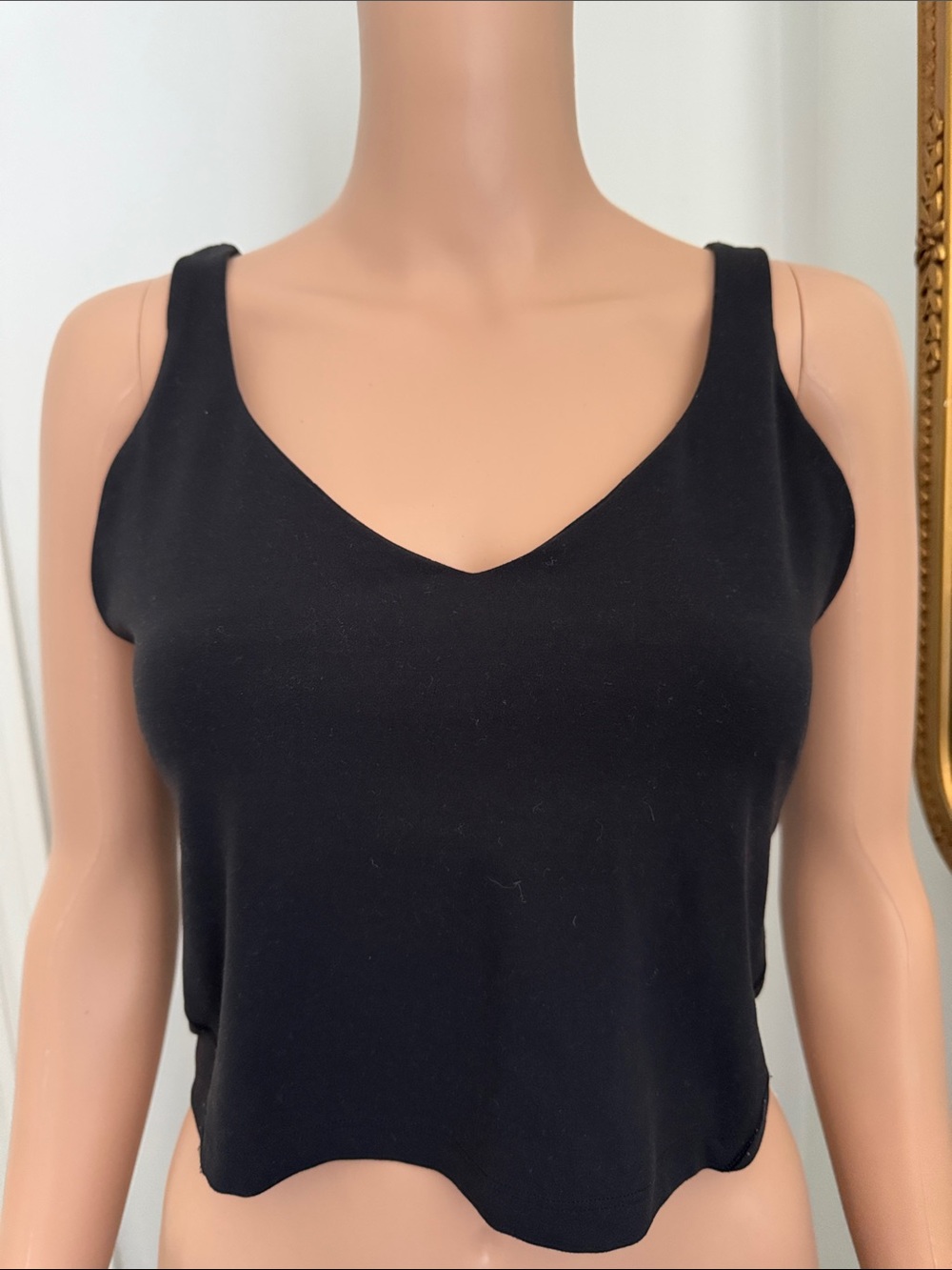 lululemon athletica Black V-Neck Cropped Tank